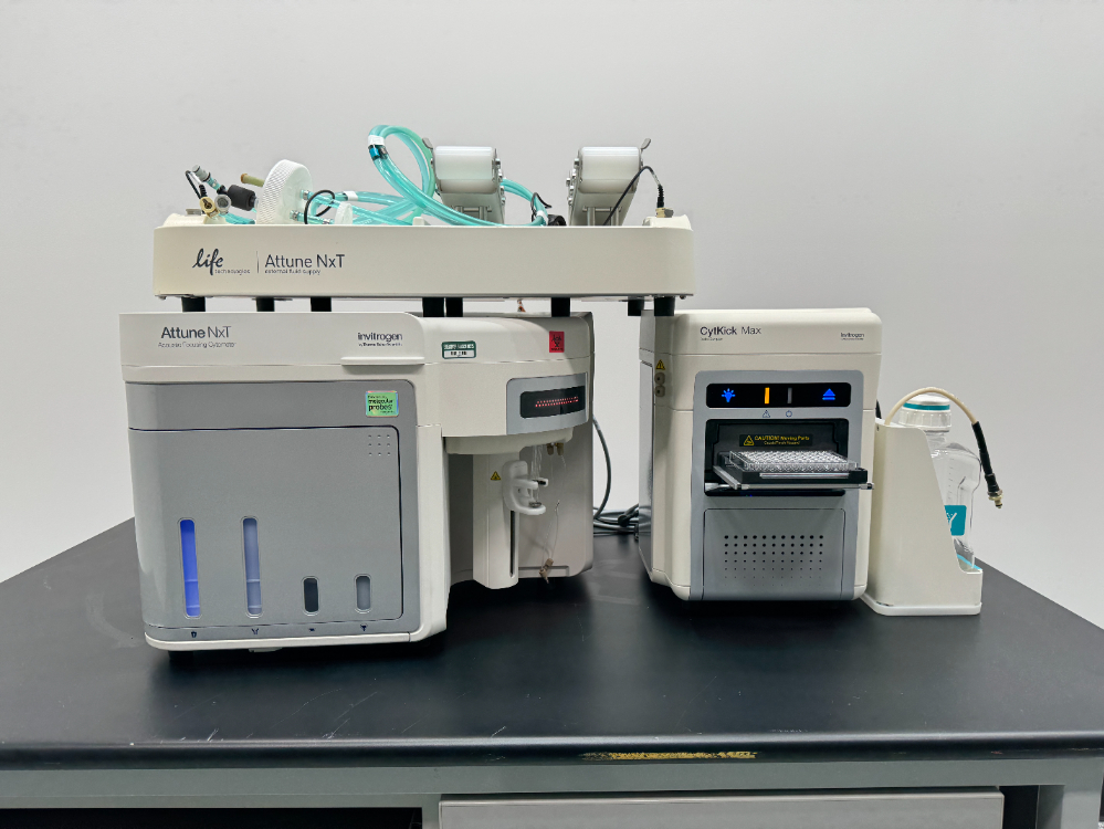 Image of Invitrogen Attune NxT AFC2 Acoustic Focusing System w/ CytKick AutoSampler